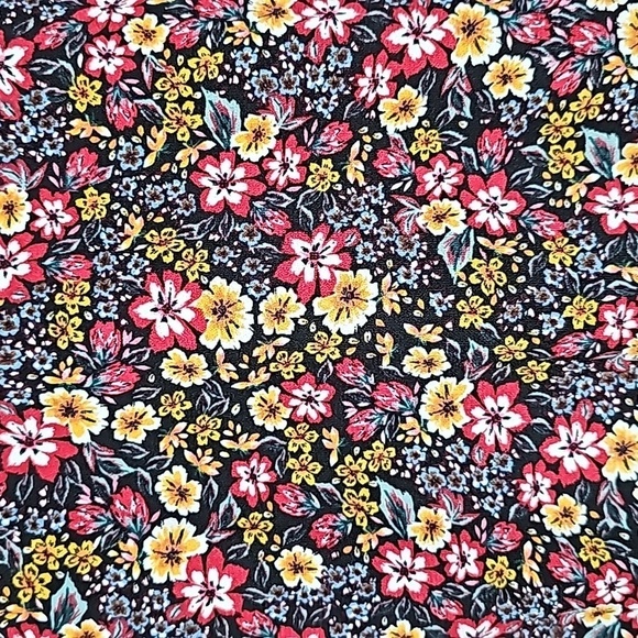 Time and Tru floral peasant top, bell sleeve, ruffle bodice, blk yellow red - Picture 2 of 11